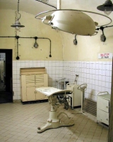 Recreated medical centre displayed in the Gros Ouvrage Four aux Chaux